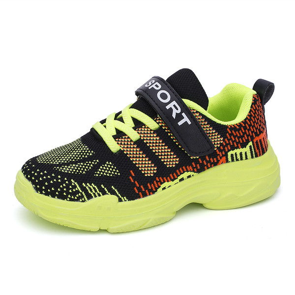 Детски маратонки за момчета в светъл цвят