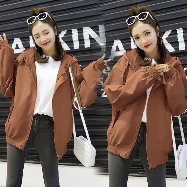 Γυναικείο μπουφάν για τις έγκυες γυναίκες σε τέσσερα χρώματα