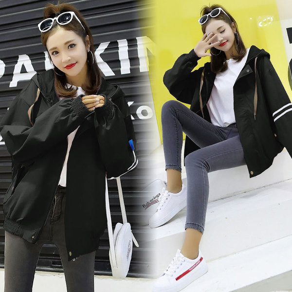 Γυναικείο μπουφάν για τις έγκυες γυναίκες σε τέσσερα χρώματα