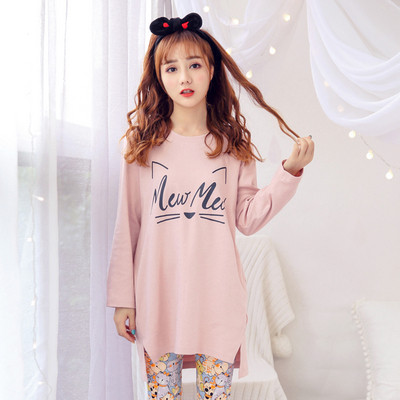 Дамска памучна пижама от две части в няколко модела с щампа