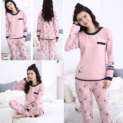 Дамска цветна пижама в няколко модела