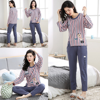 Дамска цветна пижама в няколко модела