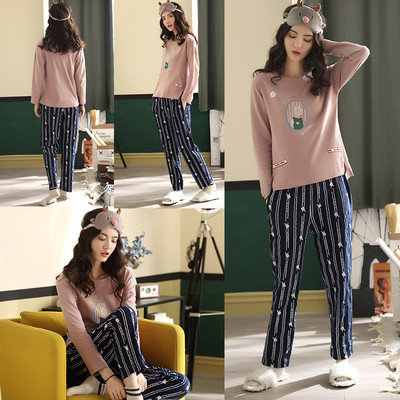 Дамска цветна пижама в няколко модела