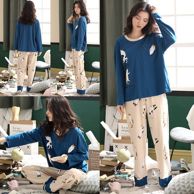 Дамска цветна пижама в няколко модела