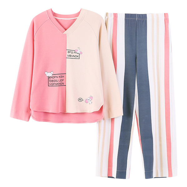 Дамска цветна пижама в няколко модела