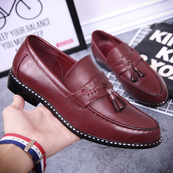 Модерни мъжки мокасини в няколко  цвята и модела 