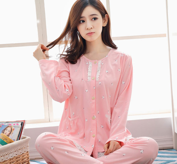 Дамска пижама от две части в два цвята