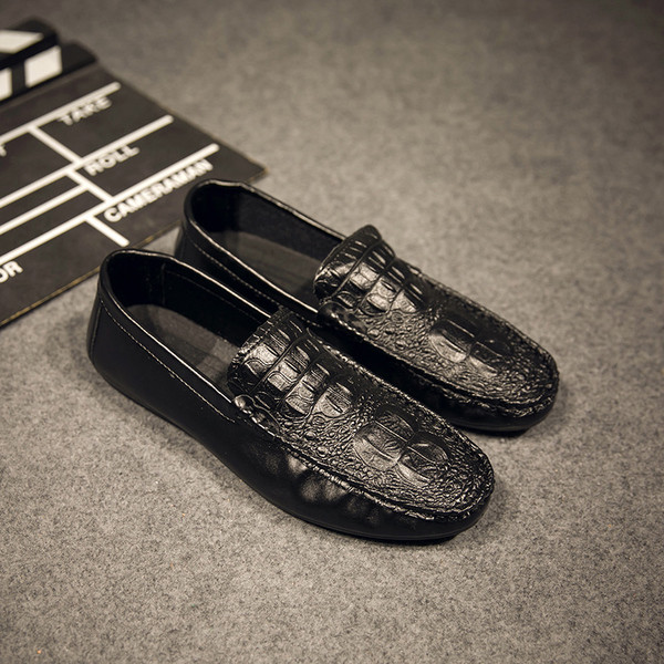 Модерни мъжки мокасини от еко кожа в два цвята 