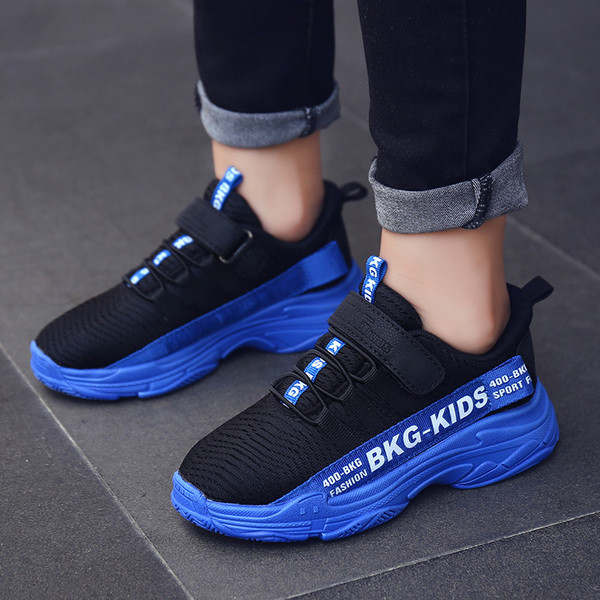 Детски маратонки за момчета с надписи в няколко цвята