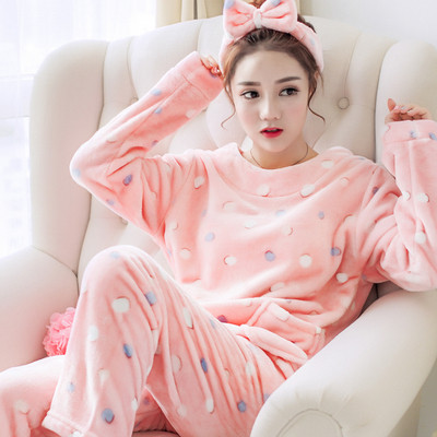 Дамска мека пижама  с надпис и щампа в няколко модела