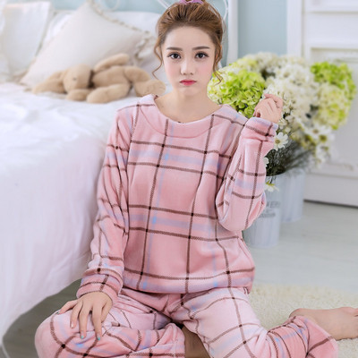 Дамска мека пижама  с надпис и щампа в няколко модела