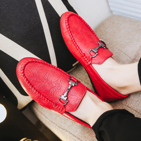 Мъжки модерни мокасини с метален елемент в няколко цвята 