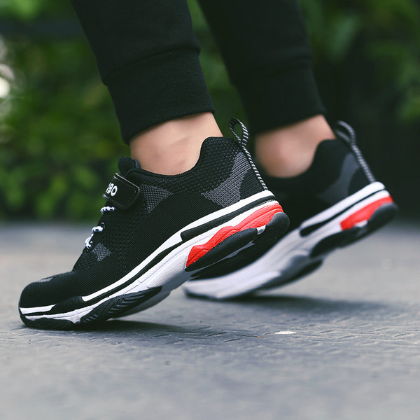 Спортно-ежедневни маратонки за момчета в два цвята