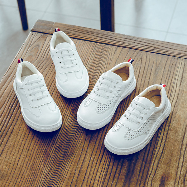 Детски маратонки в бяло и черно подходящи за момичета - два модела