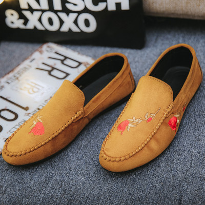 Ежедневни мъжки велурени  мокасини с цветна бродерия в няколко цвята