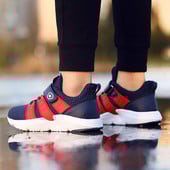 Модерни детски маратонки за момчета в два цвята 