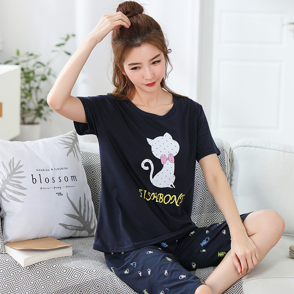 Дамска пижама в няколко модела с надпис и щампа