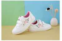 Детски маратонки в няколко модела за момичета 