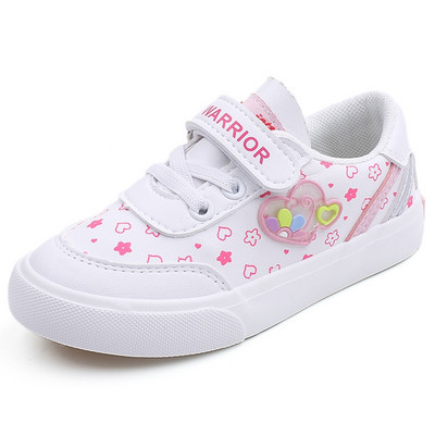 Детски маратонки в няколко модела за момичета 