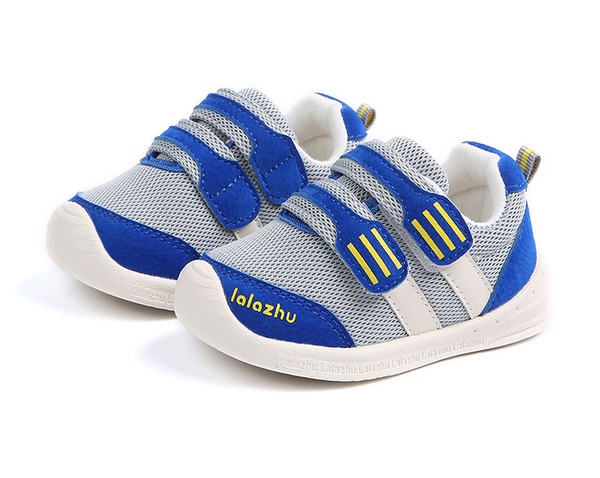 Детски обувки в четири цвята подходящи за момичета и момчета