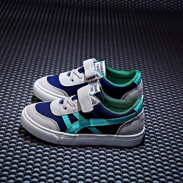 Детски кецове за момичета и момчета в няколко модела