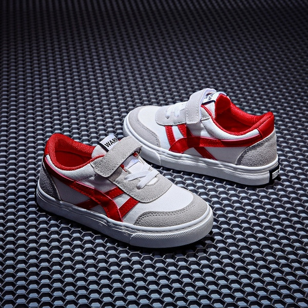 Детски кецове за момичета и момчета в няколко модела