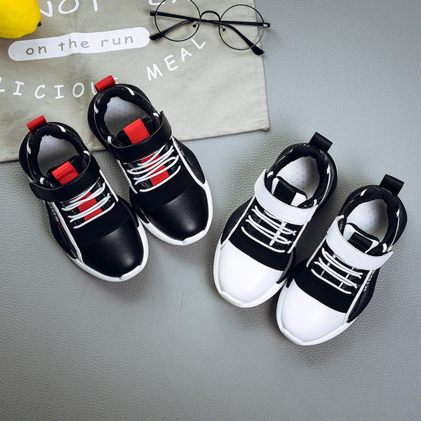 Модерни детски маратонки от еко кожа в два цвята за момчета