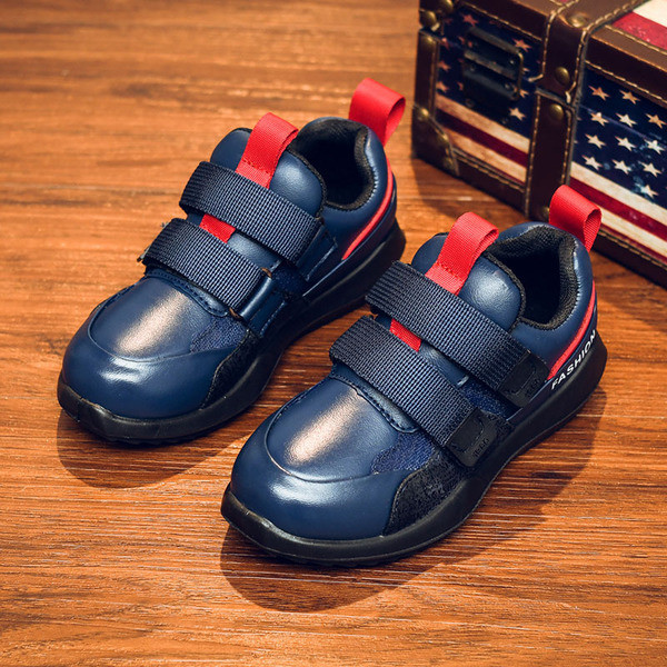 Стилни детски маратонки от еко кожа за момчета в три цвята