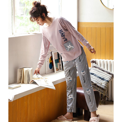 Дамска пижама - блуза с дълъг ръкав и панталон с висока еластична талия