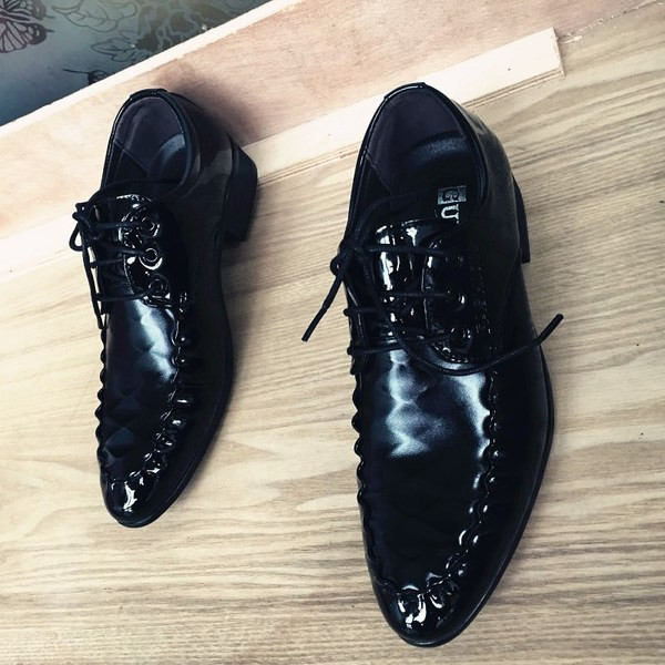 Мъжки официални обувки с връзки