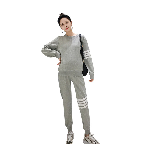 Αθλητικό σετ  για έγκυες γυναίκες σε δύο χρώματα