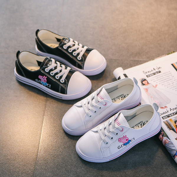 Детски кецове от еко кожа за момичета в бяло и черно 