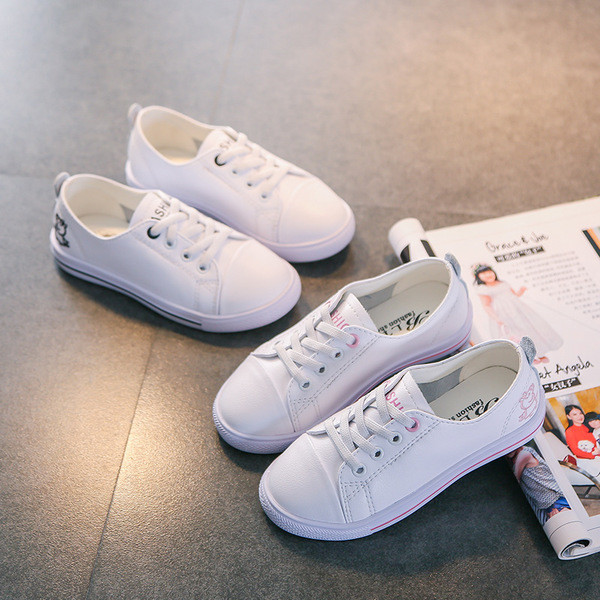 Детски кецове от еко кожа за момичета в бяло и черно 