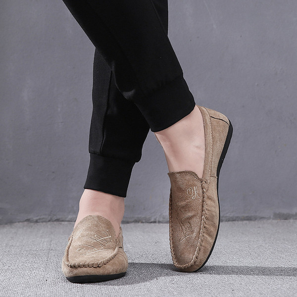 Стилни мъжки мокасини в четири цвята 