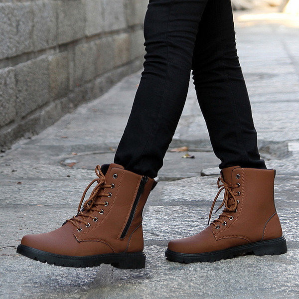 Cizme moderne barbatesti din piele ecologica in trei culori