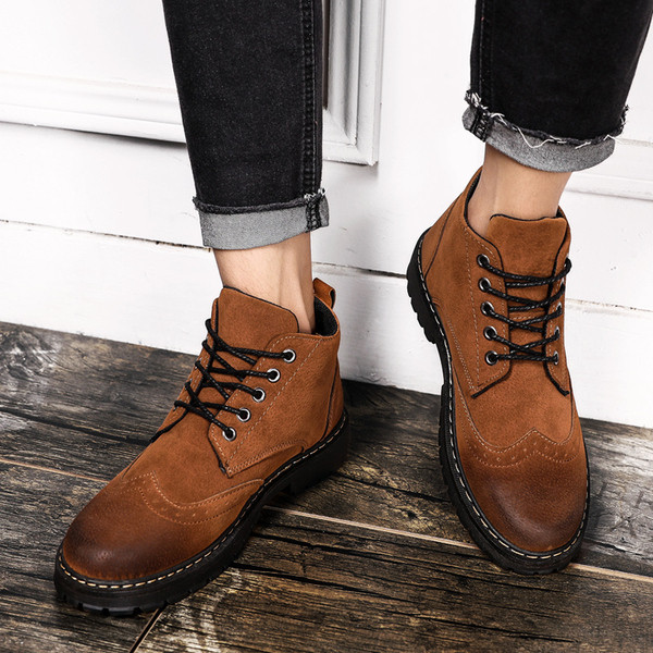 Стилни мъжки ботуши в няколко цвята