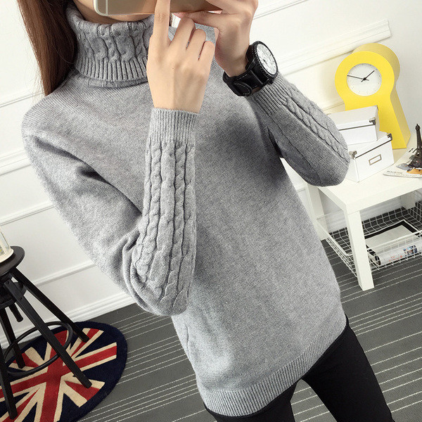 Μοντέρνογυναικείο πουλόβερ με ψηλό γιακά σε διάφορα χρώματα