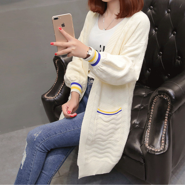 Vesta moderna de dama cu buzunare si guler in forma de V in mai multe culori