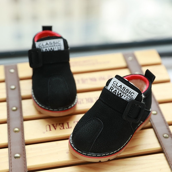 Зимни детски обувки за момче от еко кожа в три цвята