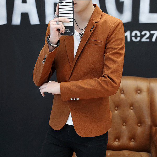 Мъжко изчистено сако с декорация копчета