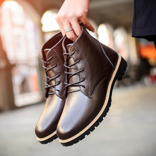 Cizme de bărbați stilate în două culori