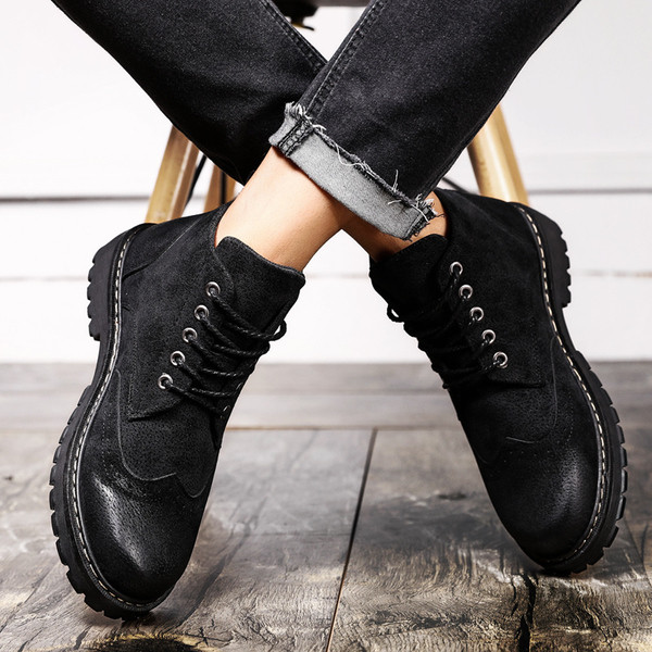 Cizme de barbati actuale in mai multe culori