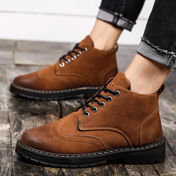 Cizme de barbati actuale in mai multe culori