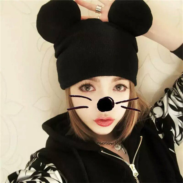 Palarie de dama cu decor 3D in trei culori