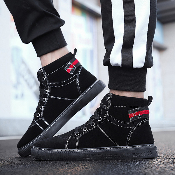 Cizme barbatesti in mai multe culori de piele intoarsa