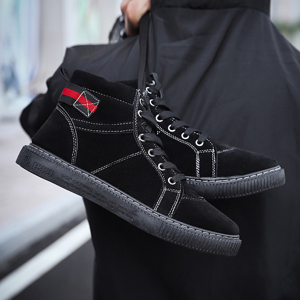 Cizme barbatesti in mai multe culori de piele intoarsa