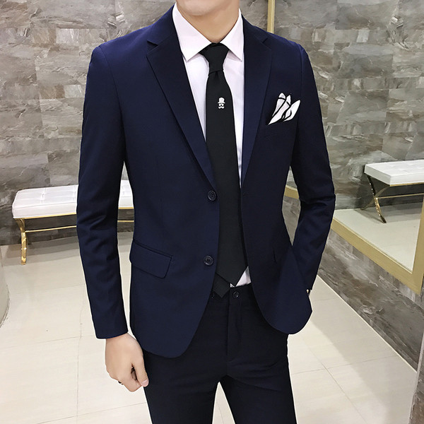 Мъжки костюм от две части - сако и панталон