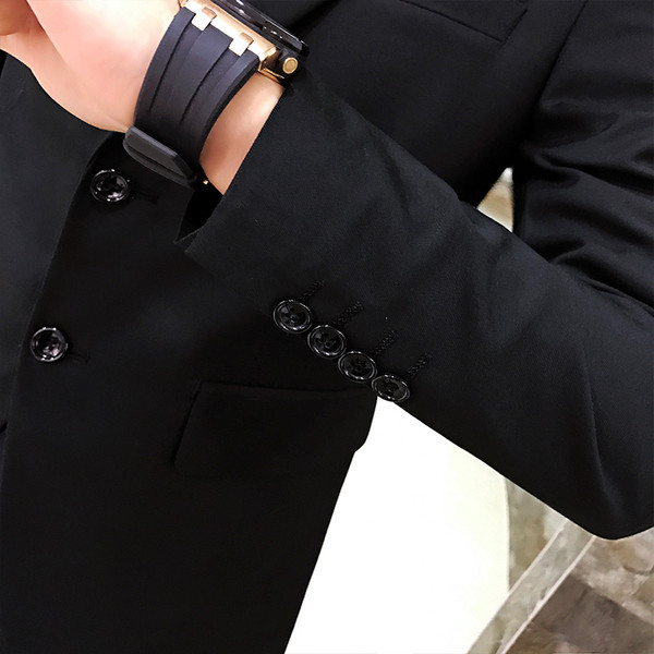 Мъжки костюм от две части - сако и панталон