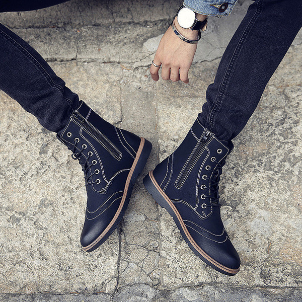 Мъжки боти в черен цвят подходящи за ежедневието