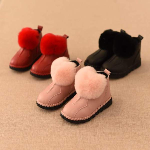 Модерни детски боти с пух за момичета в три цвята
